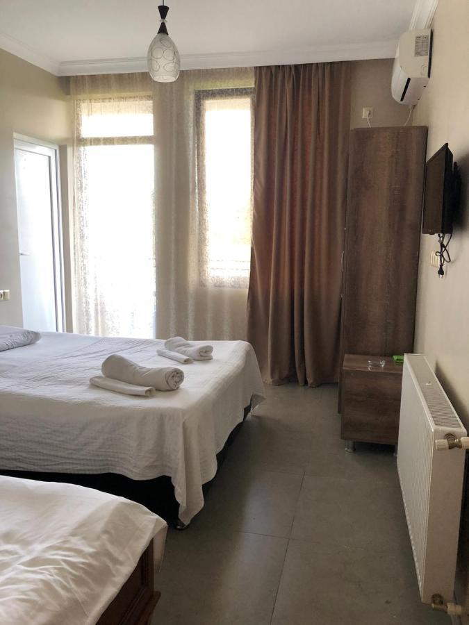 Hotel Guga كوبوليتي المظهر الخارجي الصورة