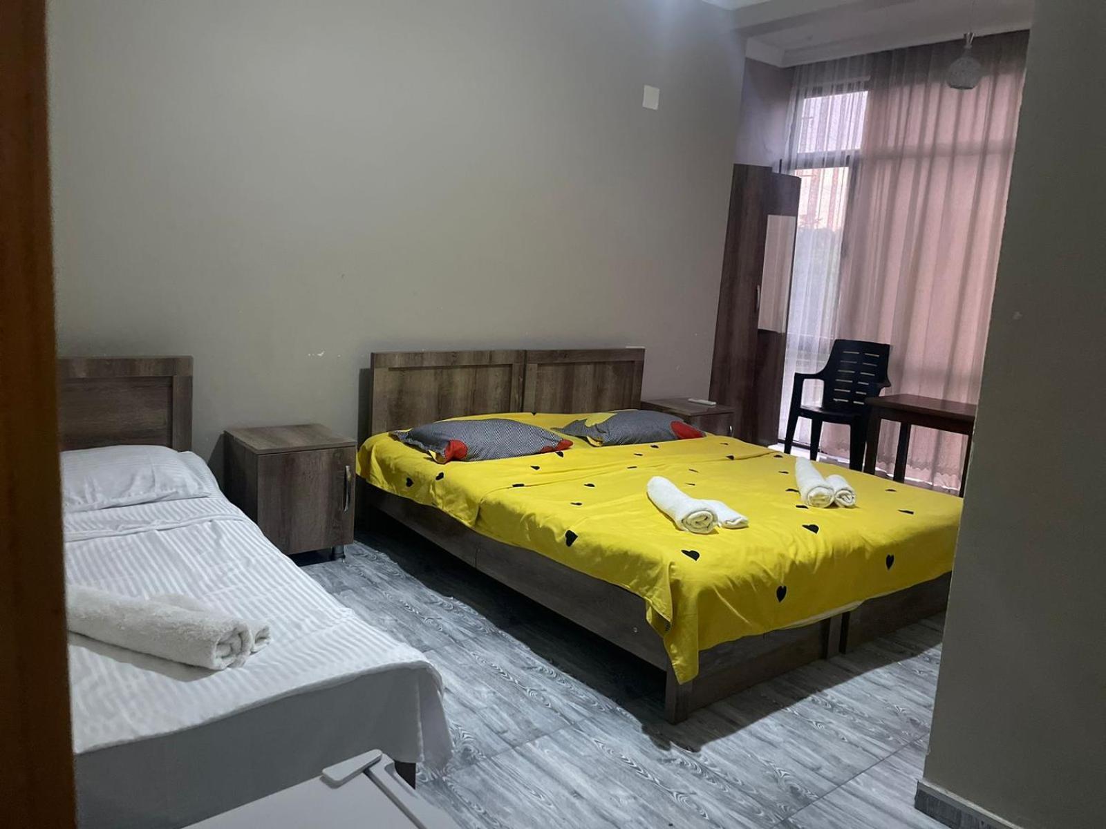 Hotel Guga كوبوليتي المظهر الخارجي الصورة